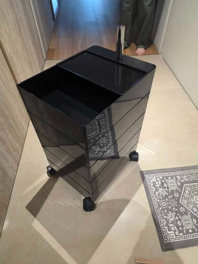 Customer photo review of 360° - ABS chest of 5 drawers with casters