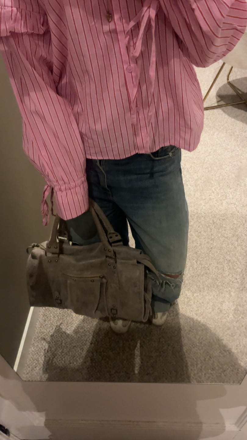 Customer photo review of It girl bag taupe