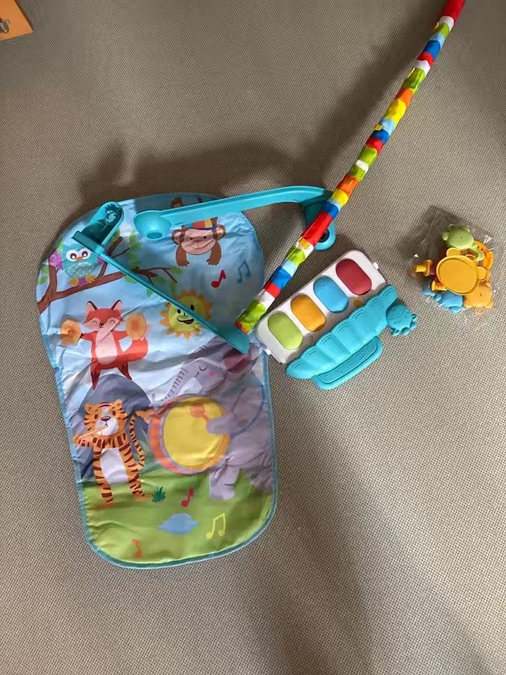 Customer photo review of Babygym mit Klaviermatte SoundSteps | Musikmatte Motorik Entwicklung Krabbeldecke