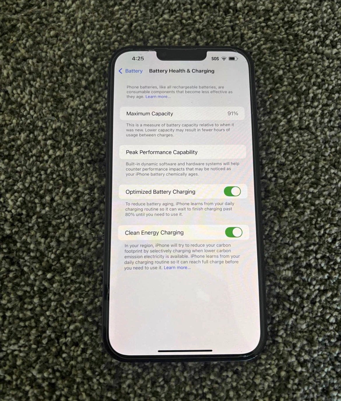 Customer photo review of iPhone 14 Plus