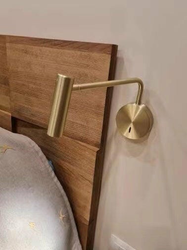 Customer photo review of Gold Wall Light, Integrated LED, 12 cm Disc Base, Wall Sconce