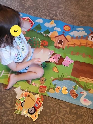 Customer photo review of Quadro Interativo Littlestorieskids: Promove o jogo independente desde a primeira utilização.