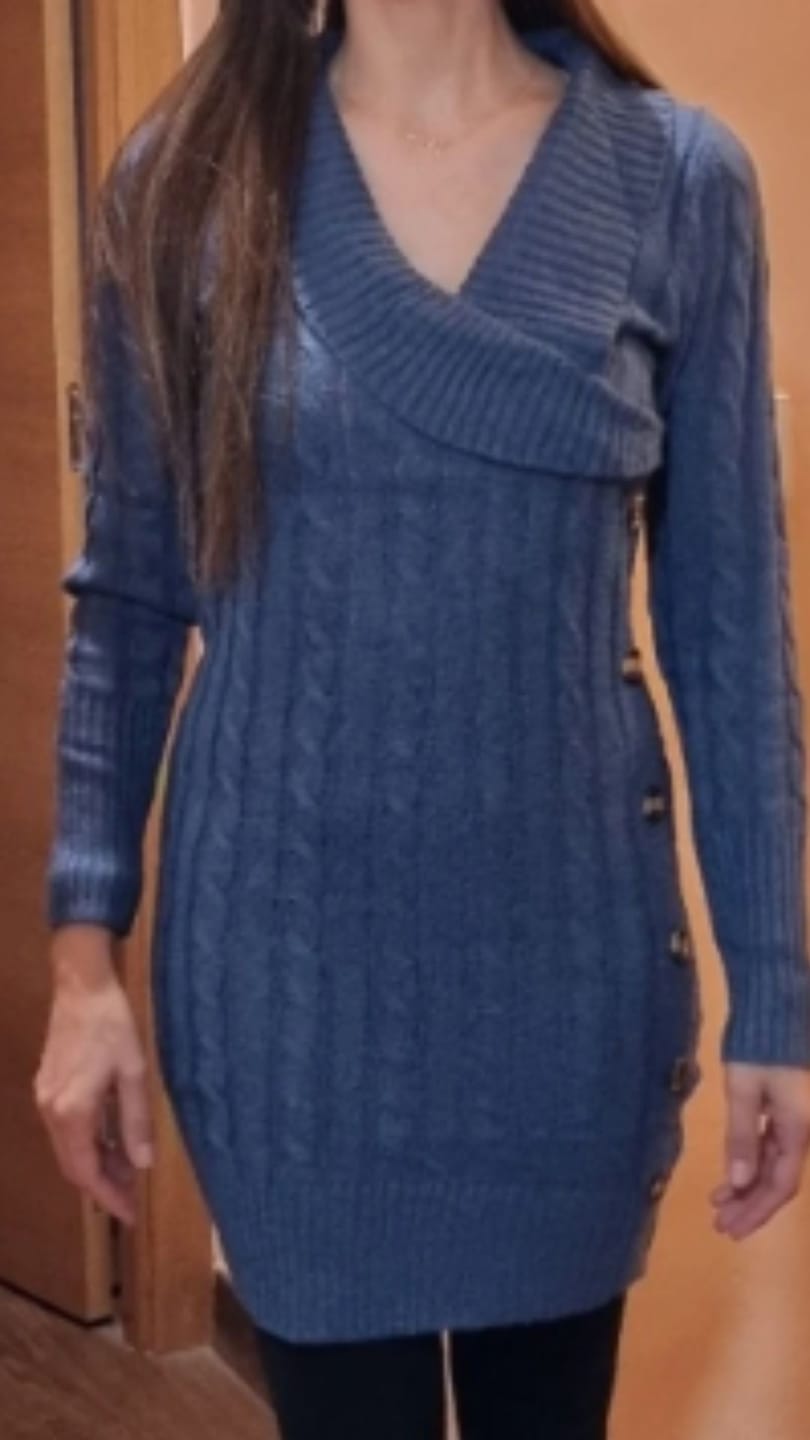 Customer photo review of Vestido Cozy Punto Cuello V Botones Laterales