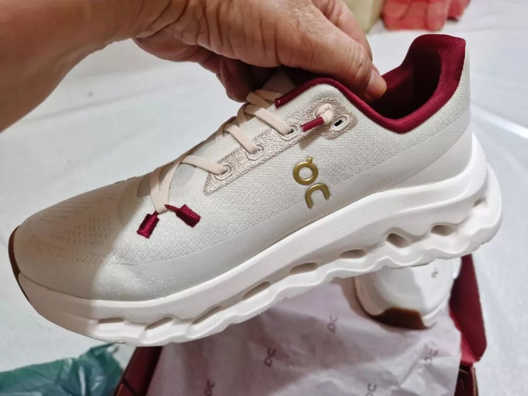 Customer photo review of Cloudtilt Year of the Snake - CTS