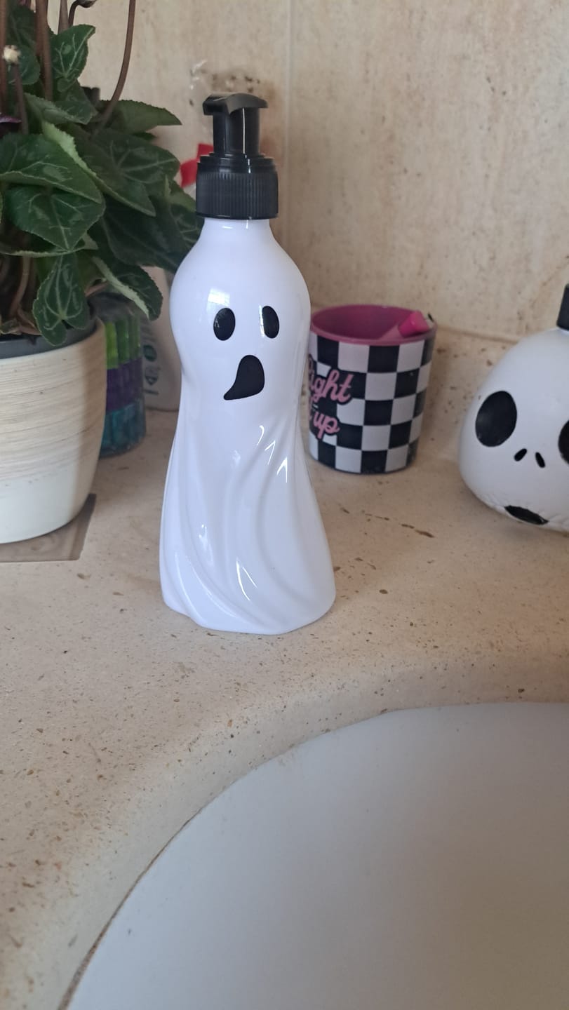 Customer photo review of Halloween Handseife im Figurenspender Pumpkin Spice Duft