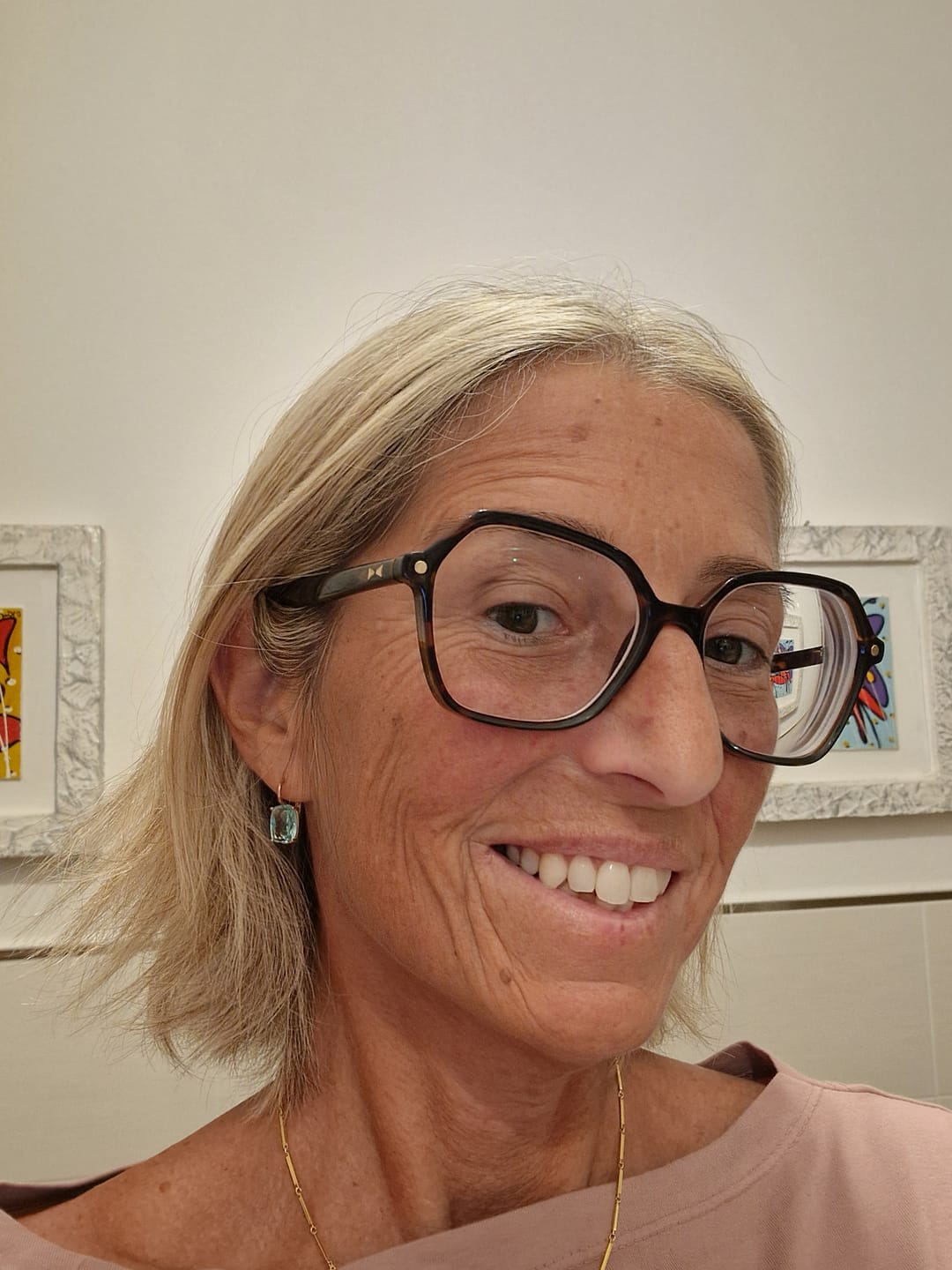 Customer photo review of Orecchini Essentiel con Prisma Gem Taglio Mosaico