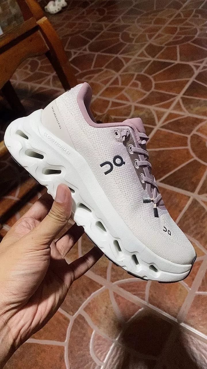 Customer photo review of Cloudtilt Heron Dew - CTP