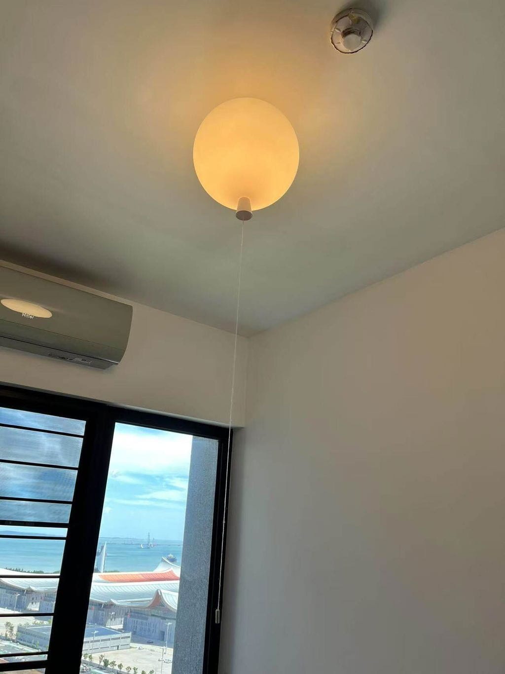 Customer photo review of Balloon Flush Mount Ceiling Light, Pull-Cord Switch, 25-35 cm