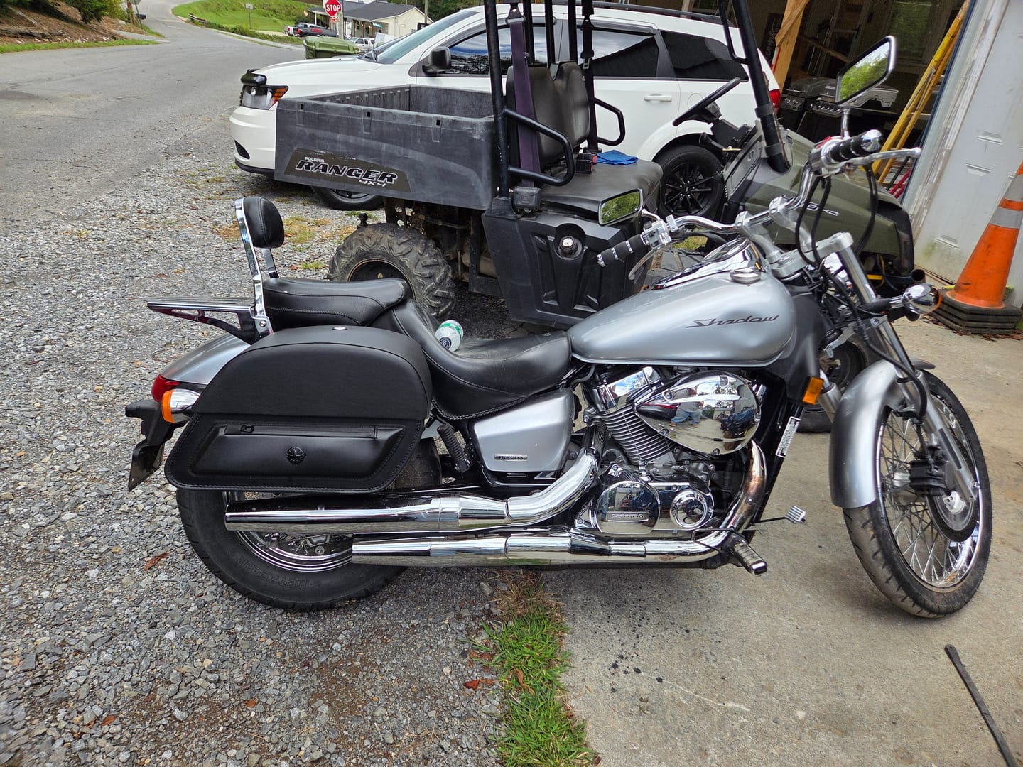 Customer photo review of 32L - Pantheon Large Hard Mount Shock Cutout Honda Shadow 750 (Incl. C2) Saddlebags
