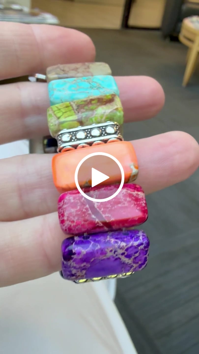 Customer video review of Chic Chakra Stretch Apple Watch Strap