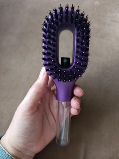Customer photo review of Scalvée™ Anti-Frizz Hair Brush