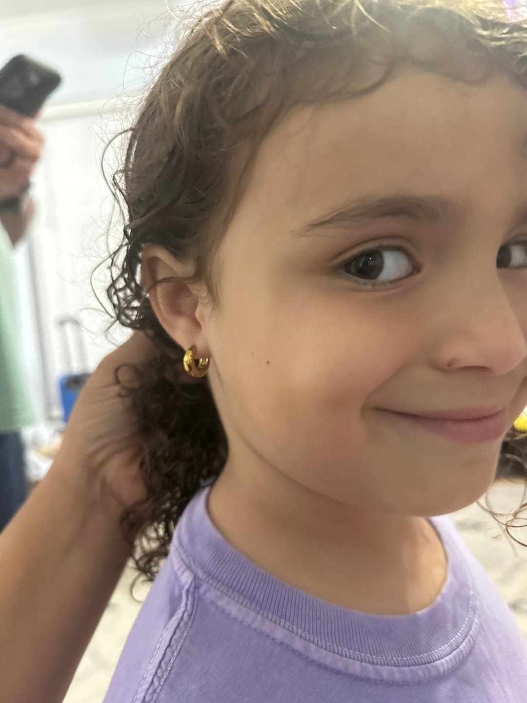 Customer photo review of Huggie Earrings - Sunday Hoop Gold 8mm