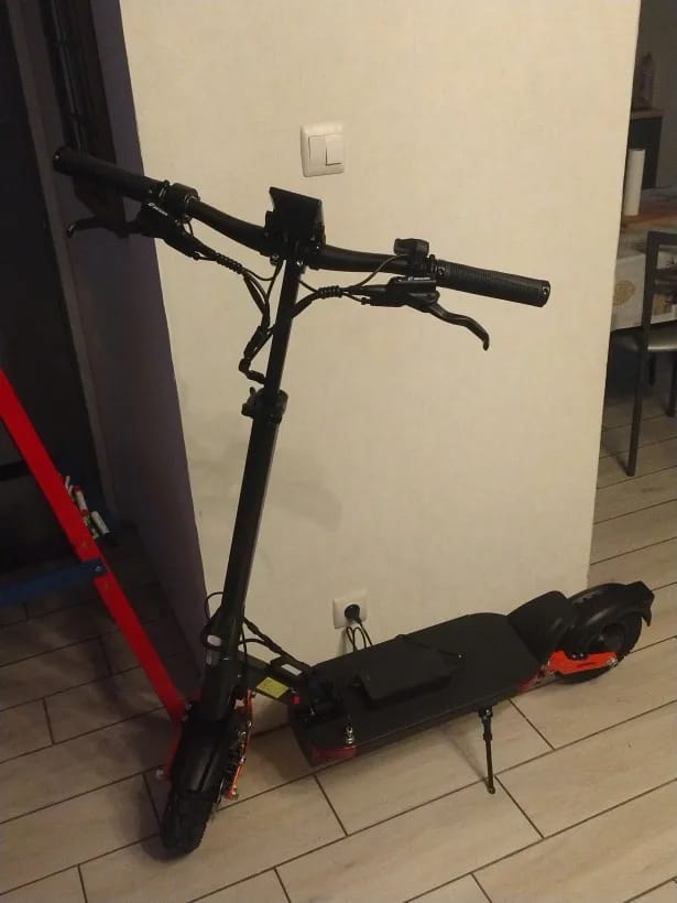 Customer photo review of JOFEN T10 All-Terrain Electric Scooter