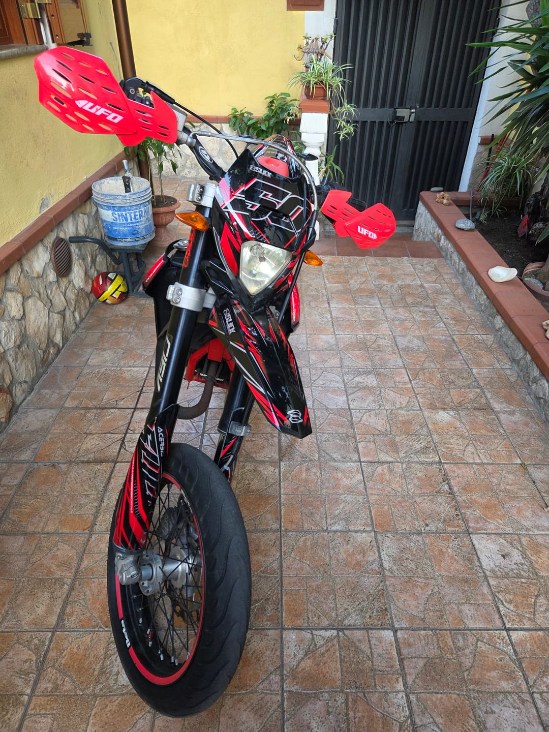 Customer photo review of Gloss Finish