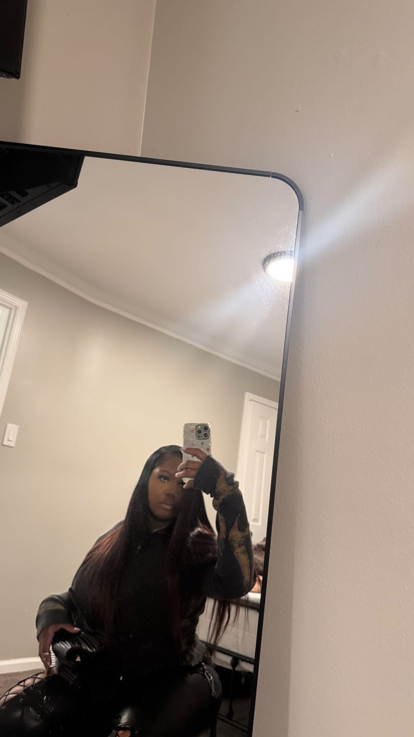 Customer photo review of Vale Forever Reborn Thermal Black