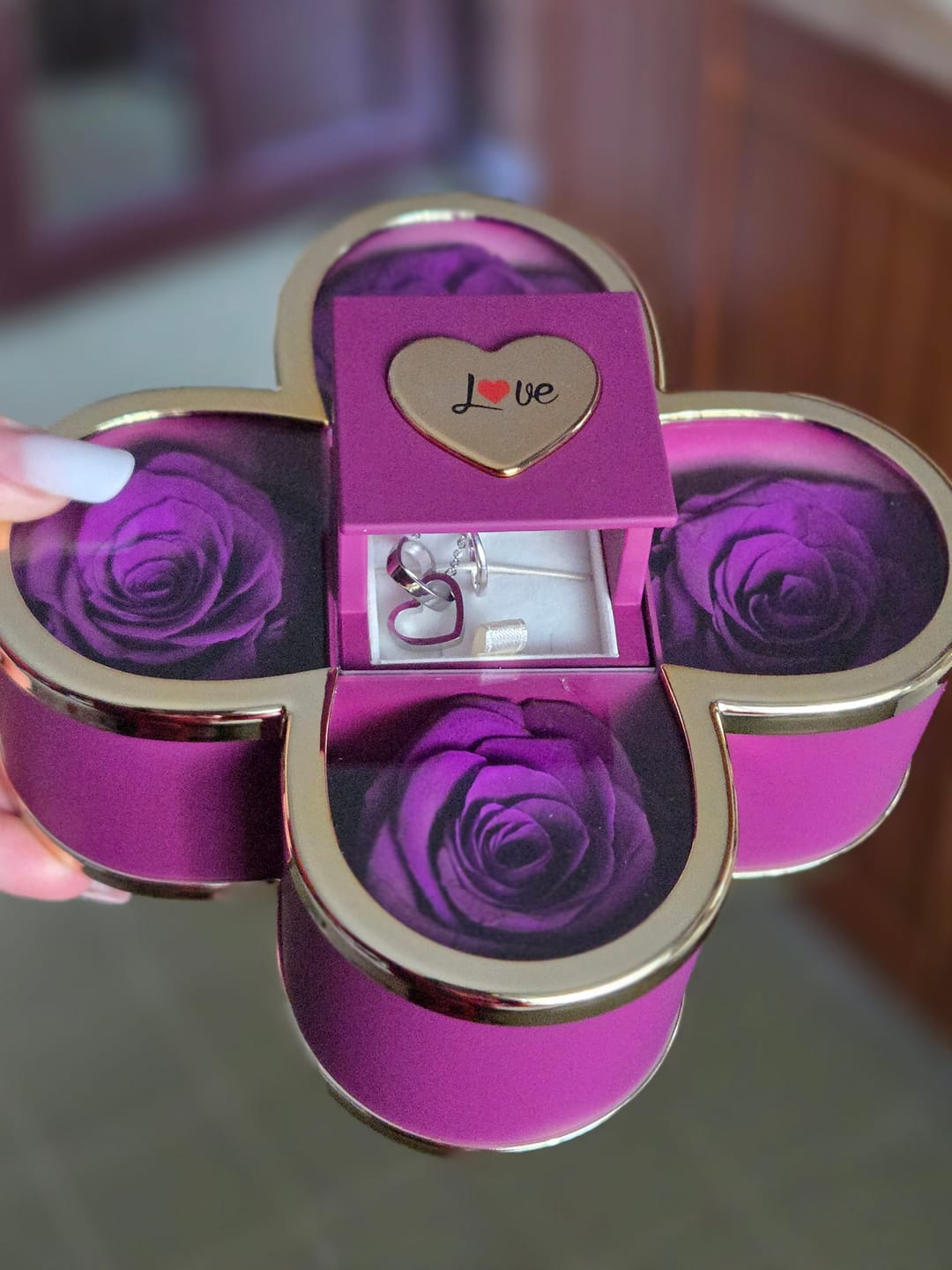 Customer photo review of Eternal Luck Box & Personalized Necklace
