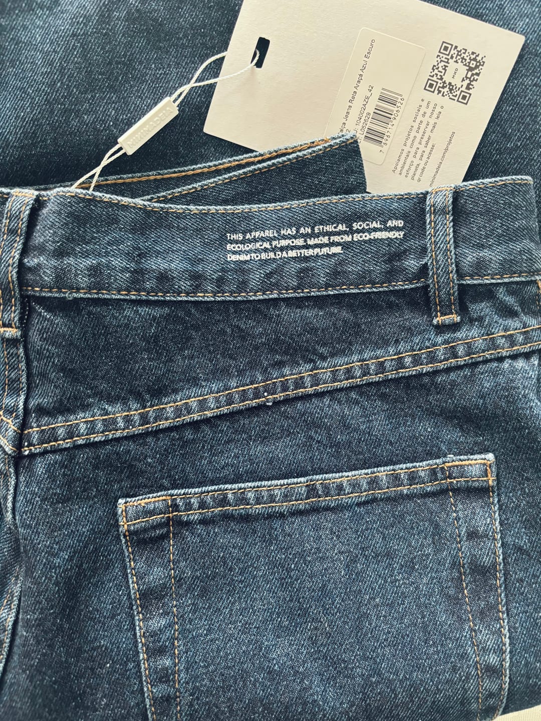 Customer photo review of Calça Jeans Reta Araçá Azul Escuro