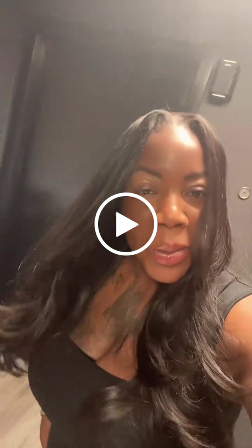 Customer video review of Double Drawn Bouncy Wave Hair