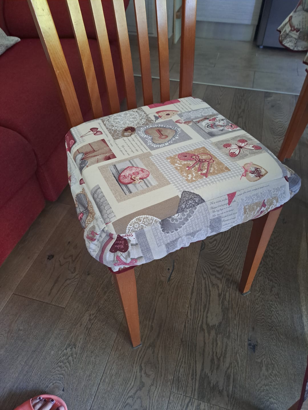 Customer photo review of Cuscini Coprisedia 2 pezzi 40x40 in poliestere fascia elastica imbottiti linea Shabby Chic fantasia Chiave