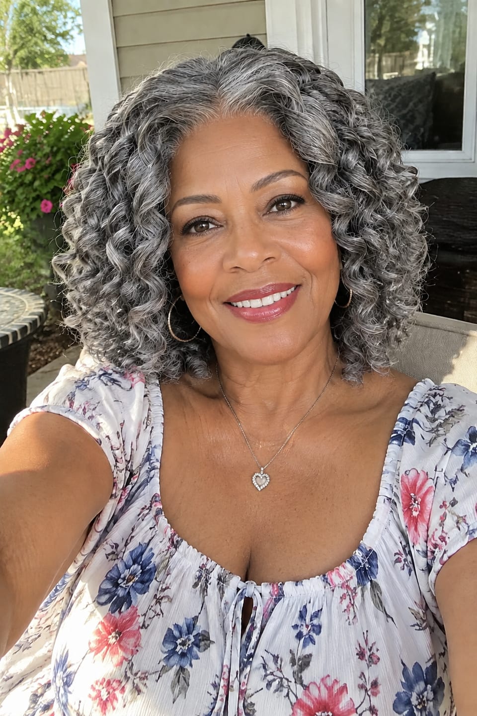 Customer photo review of Luvwin Salt And Pepper Wand Curl Kinky Hair 5x5 Pre-cut Lace Bob Wig