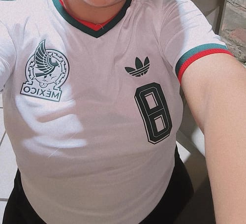 Customer's Mexico Visita 2026 jersey with white fabric, green and red trim, and the number 8 printed on the chest