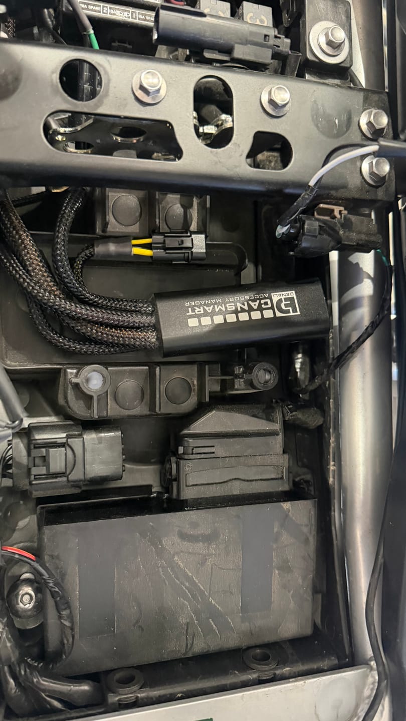 Customer photo review of CANsmart™ Controller for Triumph Tiger 1200 and 900 Series