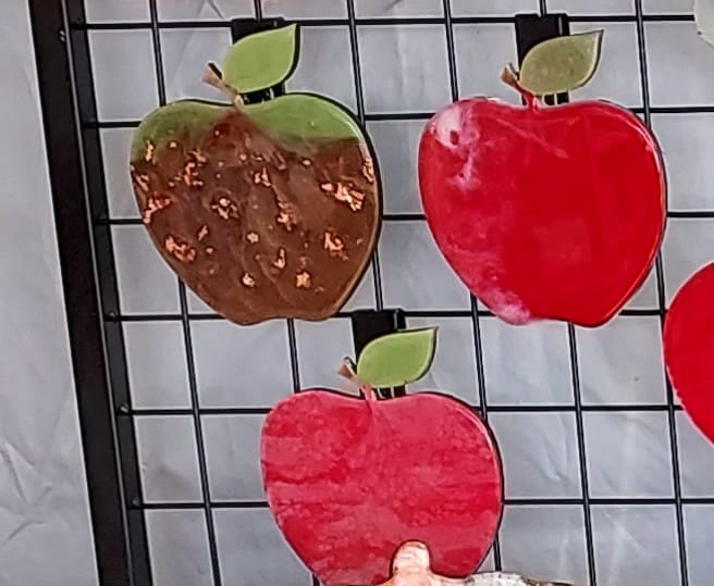 Customer photo review of Unfinished Wood Apple Shape | DIY School Teacher Craft | Up to 36"