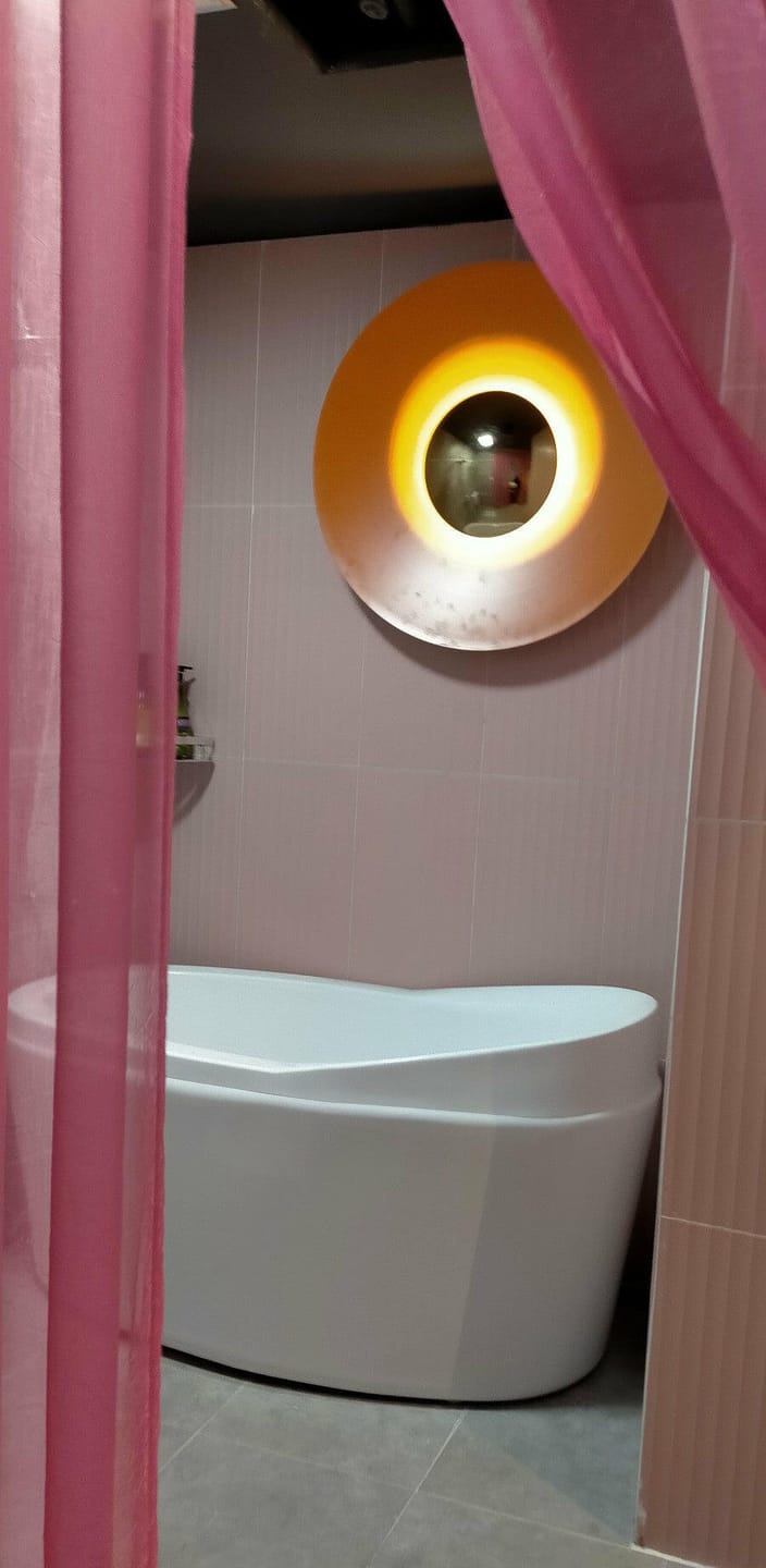 Customer photo review of Reflective Disc Wall Light, Copper or Chrome, 30 to 60 cm