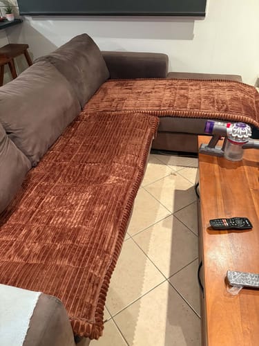 Customer photo review of Cosy Couch - Couch Cover