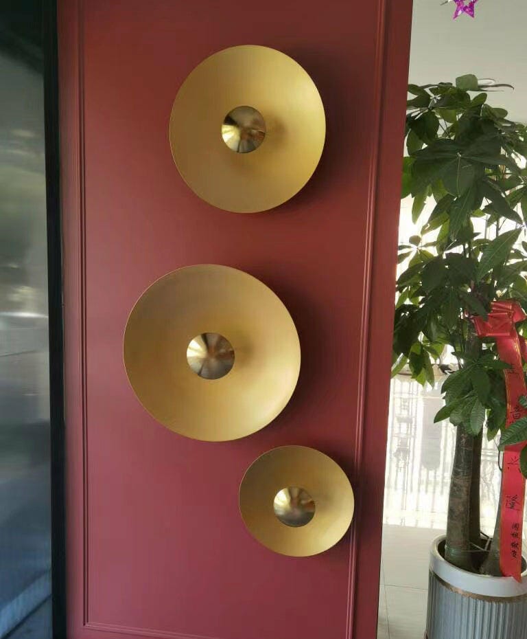 Customer photo review of Reflective Disc Wall Light, Copper or Chrome, 30 to 60 cm