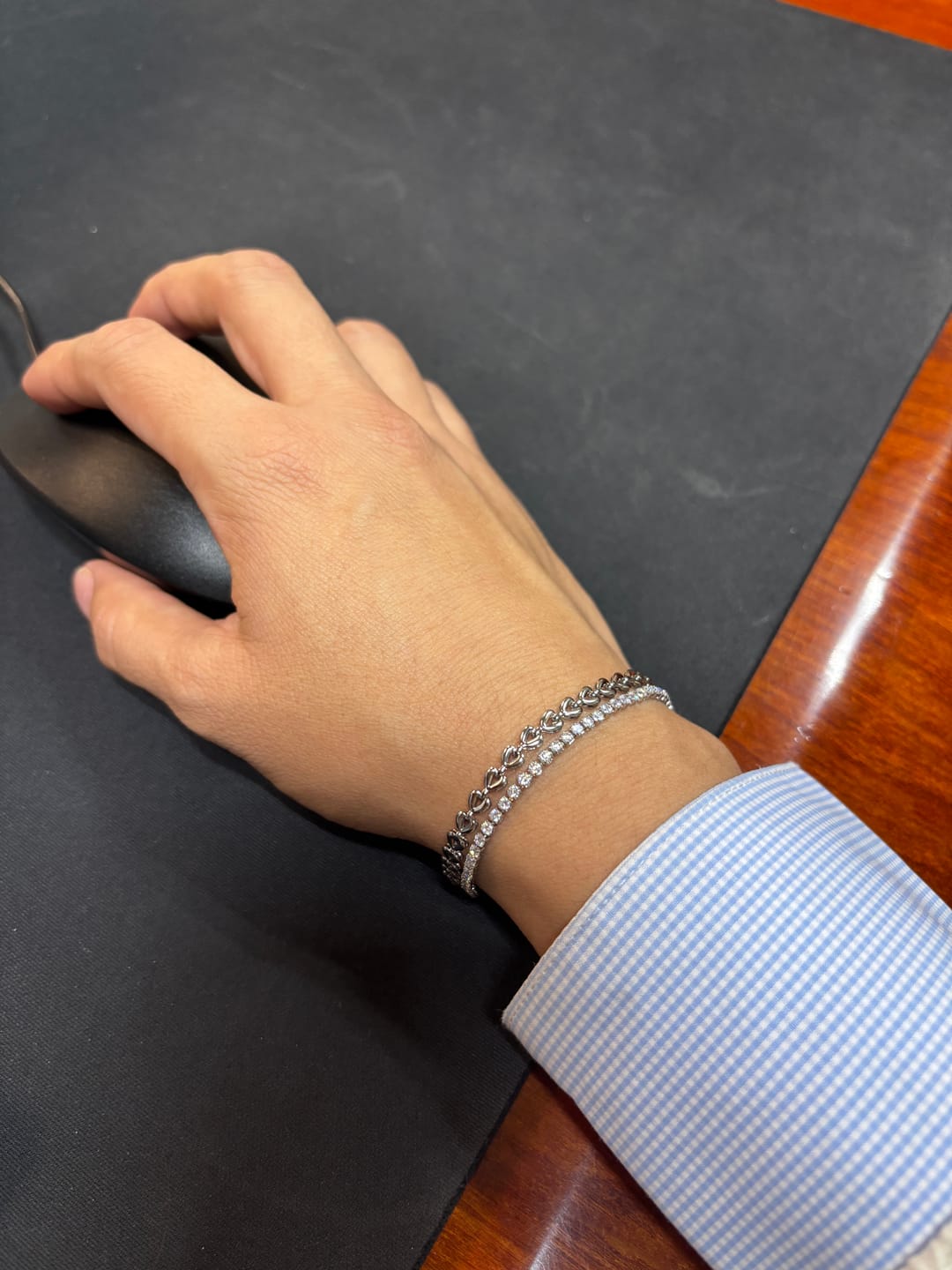 Customer photo review of Pulsera Junya Mini Plata + Zirconia