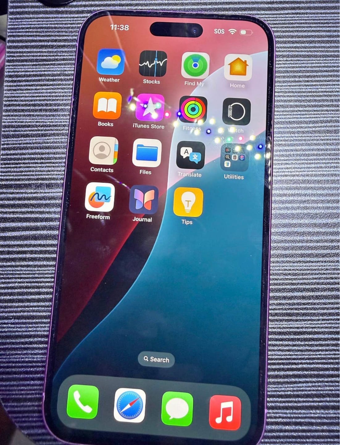 Customer photo review of iPhone 16 Plus