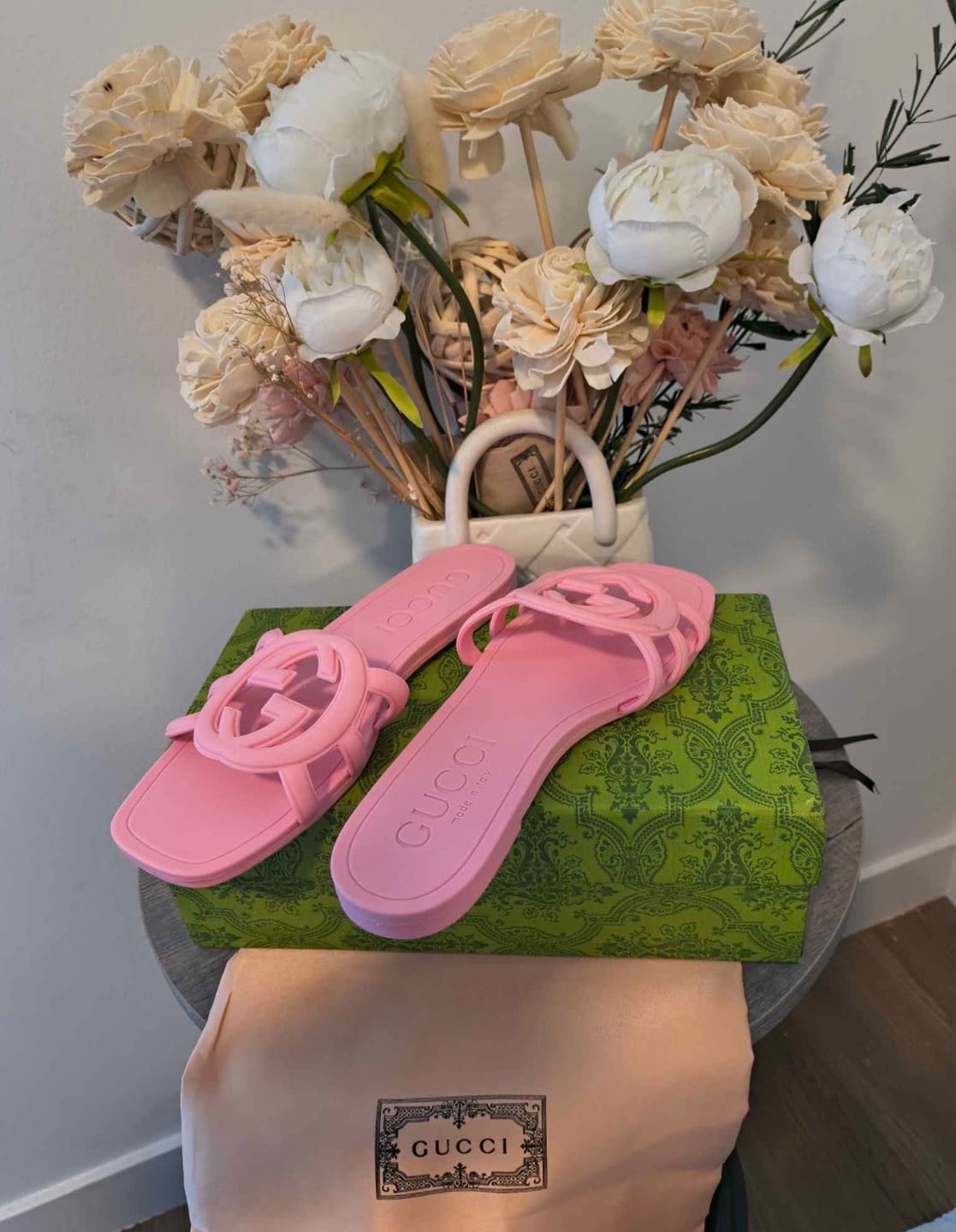 Customer photo review of Interlocking G Rubber Sandal