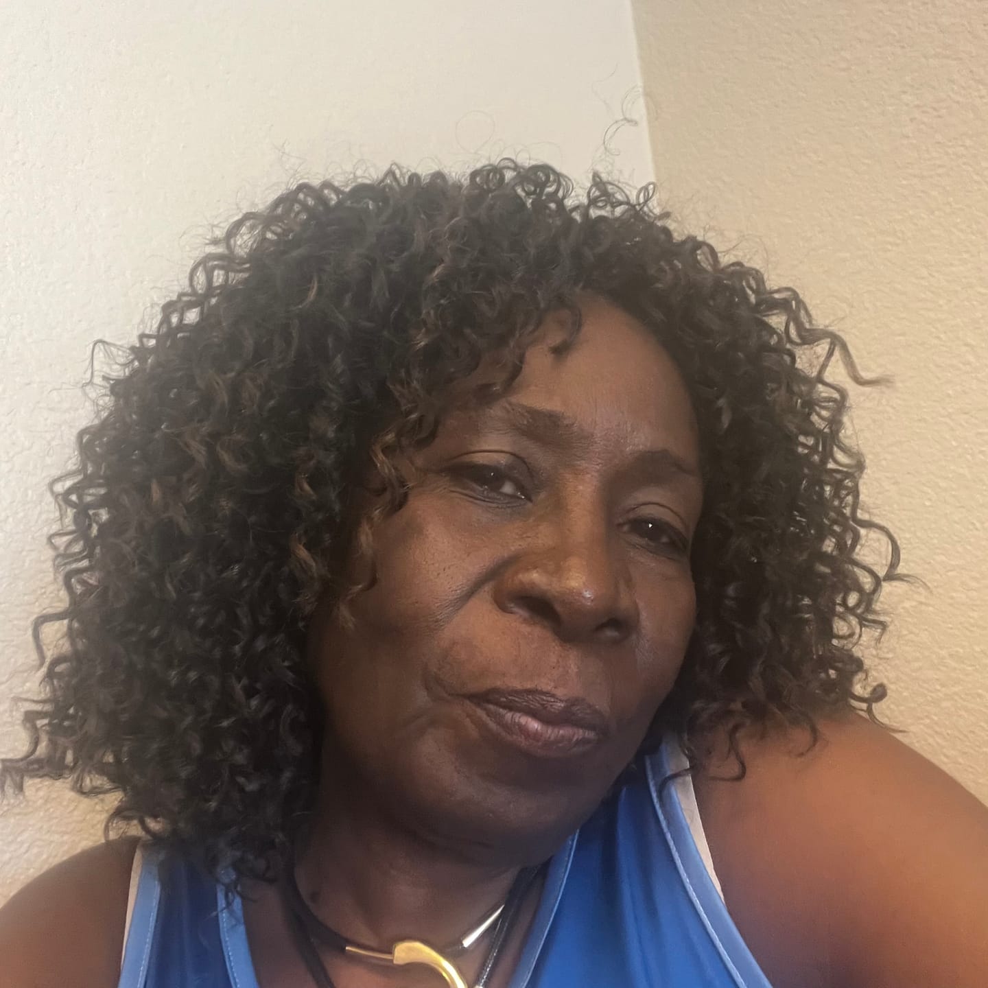 Customer photo review of Sensationnel Instant Weave Drawstring Cap Up-Do Half Wig - IWD 10