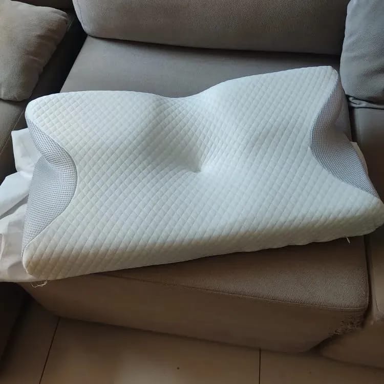 Customer photo review of Almohada CerviRest™