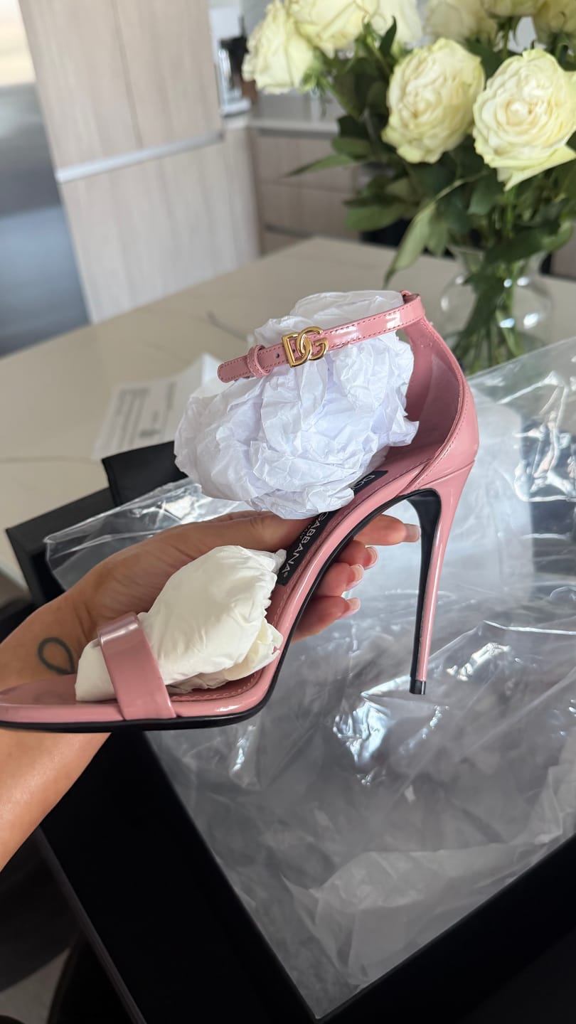 Customer photo review of Dolce&Gabbana Women's Leather Pink Sandals