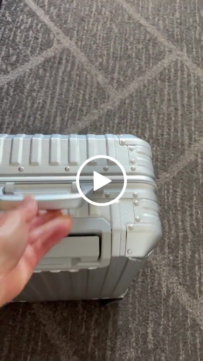Customer video review of TREVA Aluminum Suitcase Silver