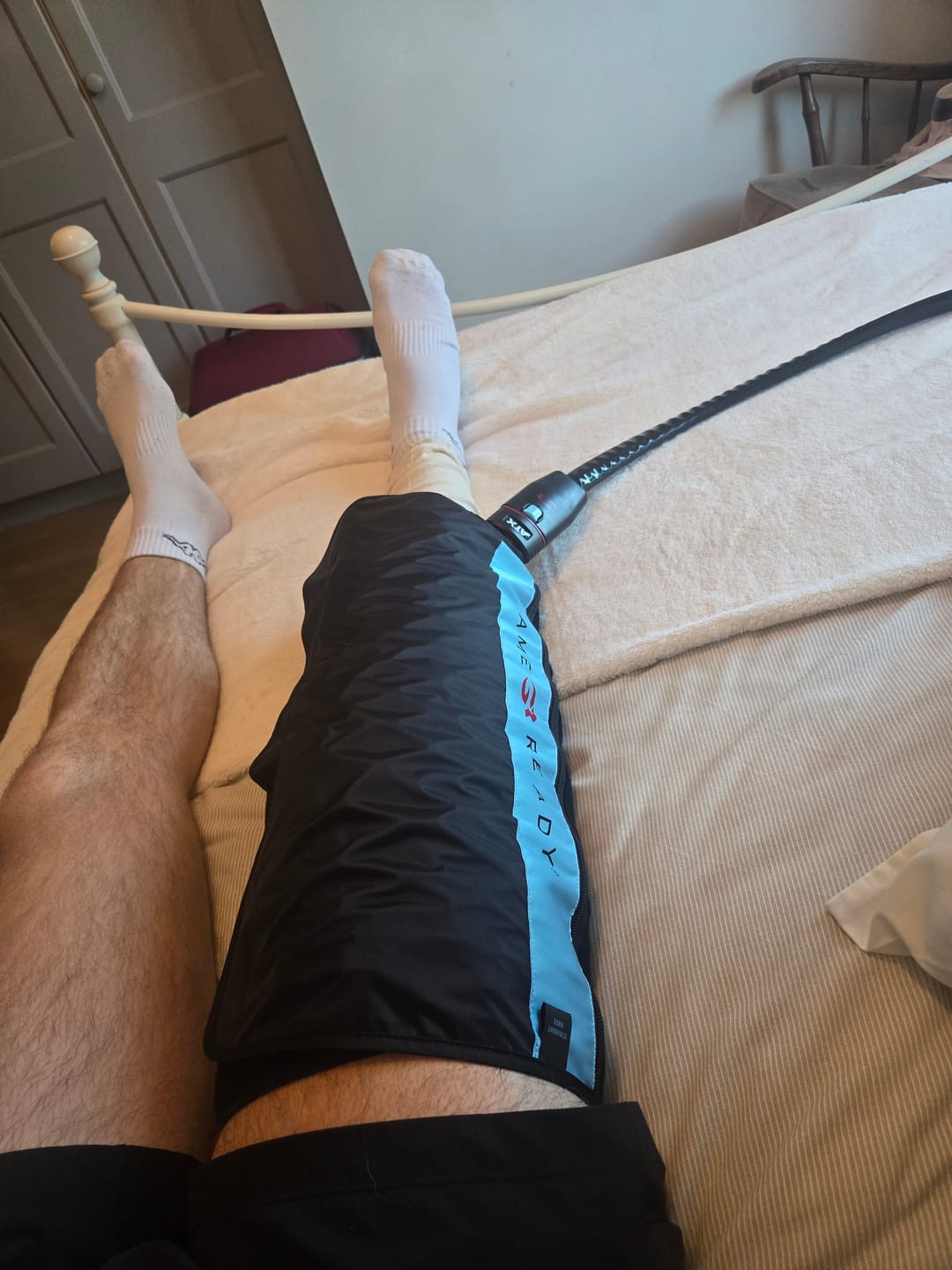 Customer photo review of KniTec V2 - Compression Sleeves For Knees & Legs