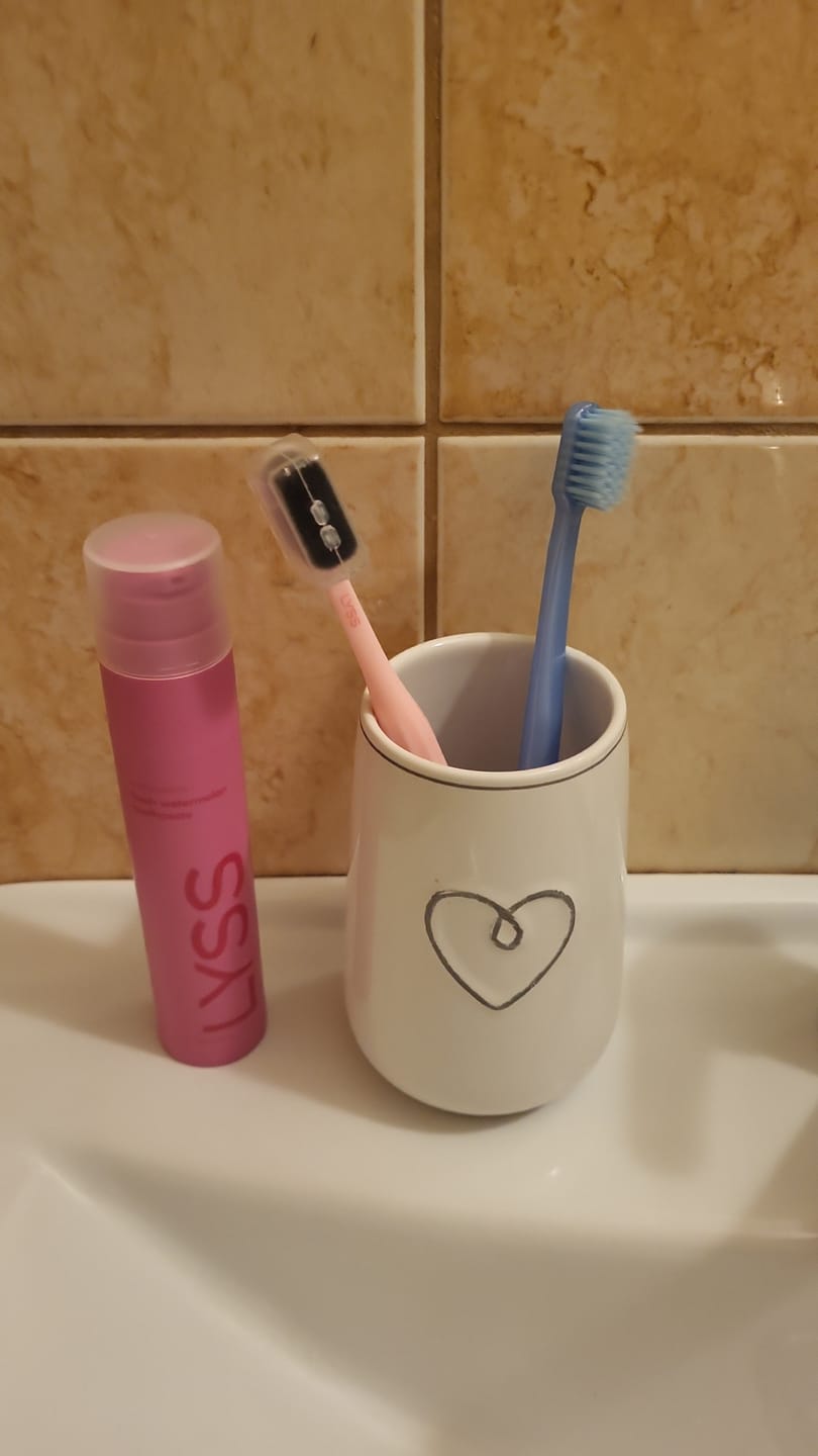 Customer photo review of LYSS zubná kefka - extra mäkká