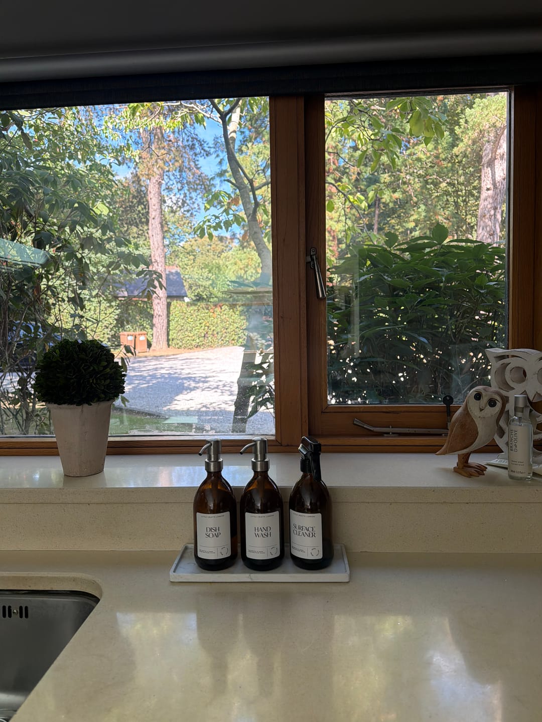 Customer photo review of Spray and Pump Set of 3 Reusable Amber Glass Bottles 500 ML