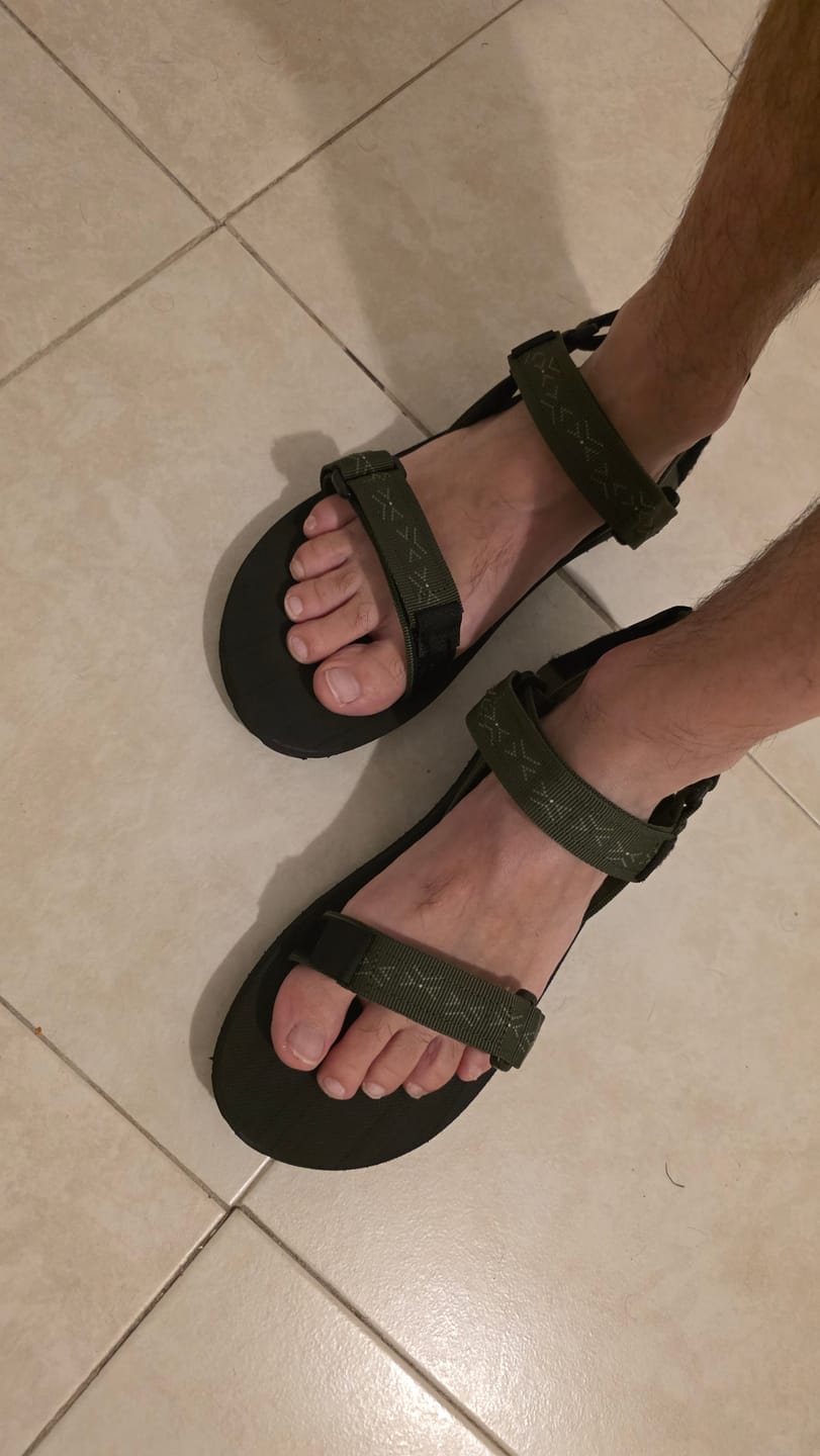 Customer photo review of סנדלי שורש לגברים | קלאסי