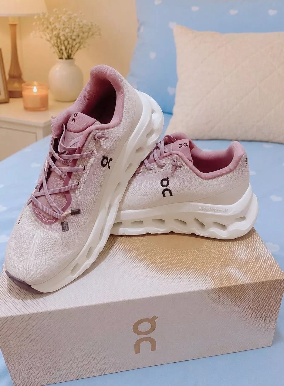 Customer photo review of Cloudtilt Bloom | Sakura - CBS