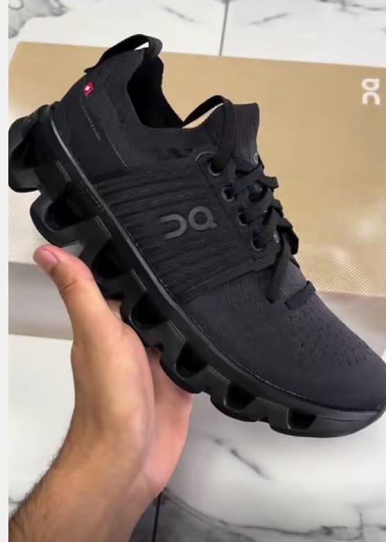 Customer photo review of Cloud Swift 4 Black - CSB