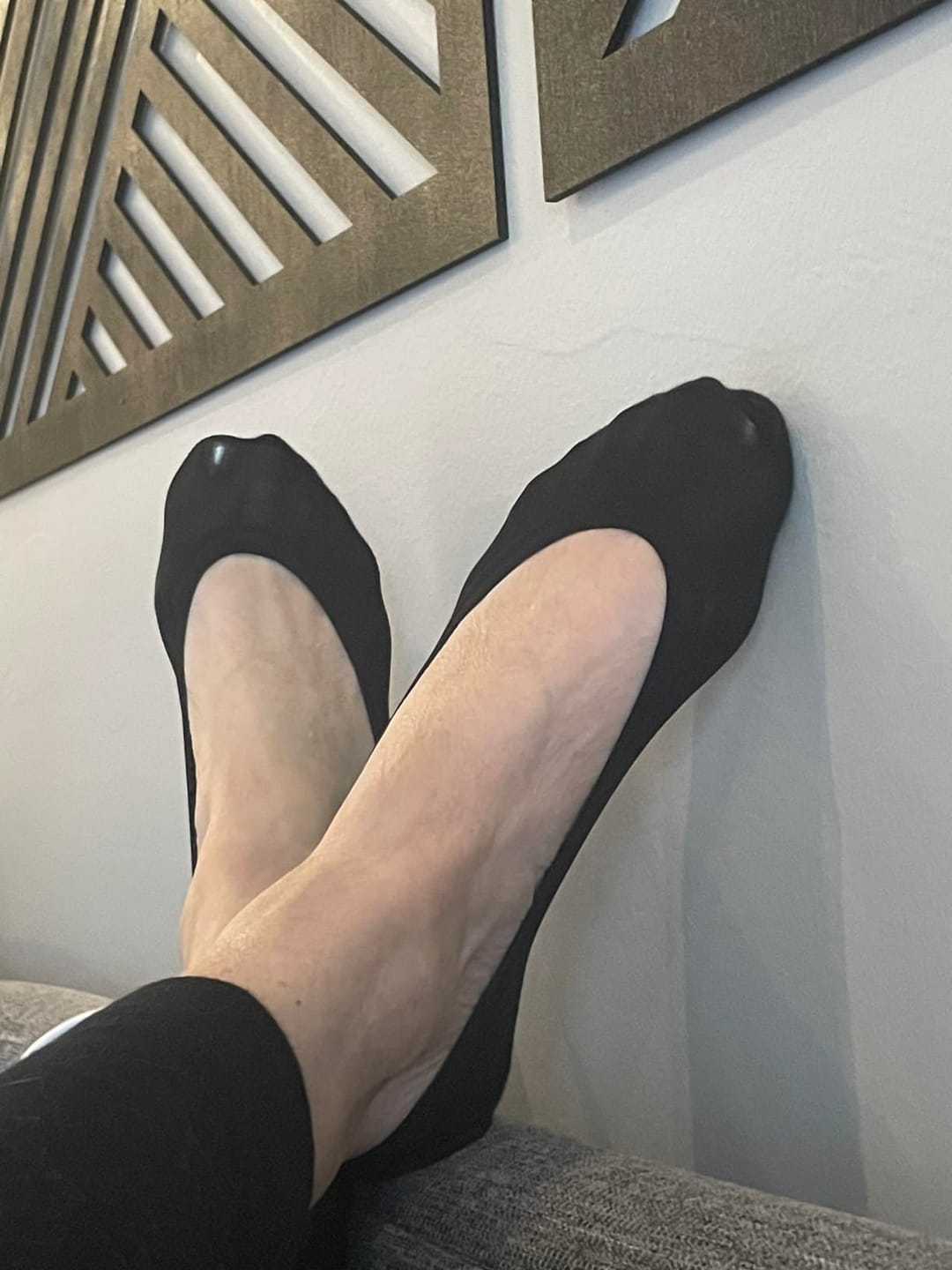Customer photo review of Invisible Socks – Ultra-Light, Breathable & No-Slip Comfort (Bundle Packs)
