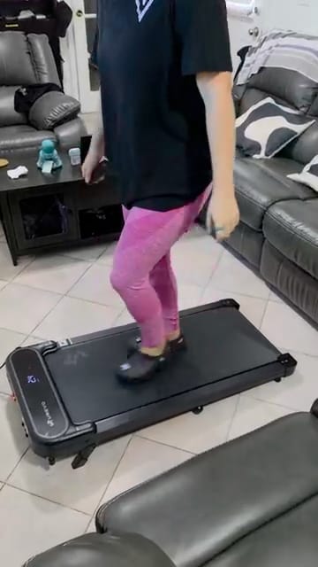 Customer photo review of UREVO SpaceWalk E1L Pro Smart Walking Pad