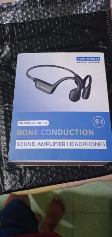 Customer photo review of 🔥 Hear Conversations More Clearly – Comfortable Bone-Conduction Hearing Support
