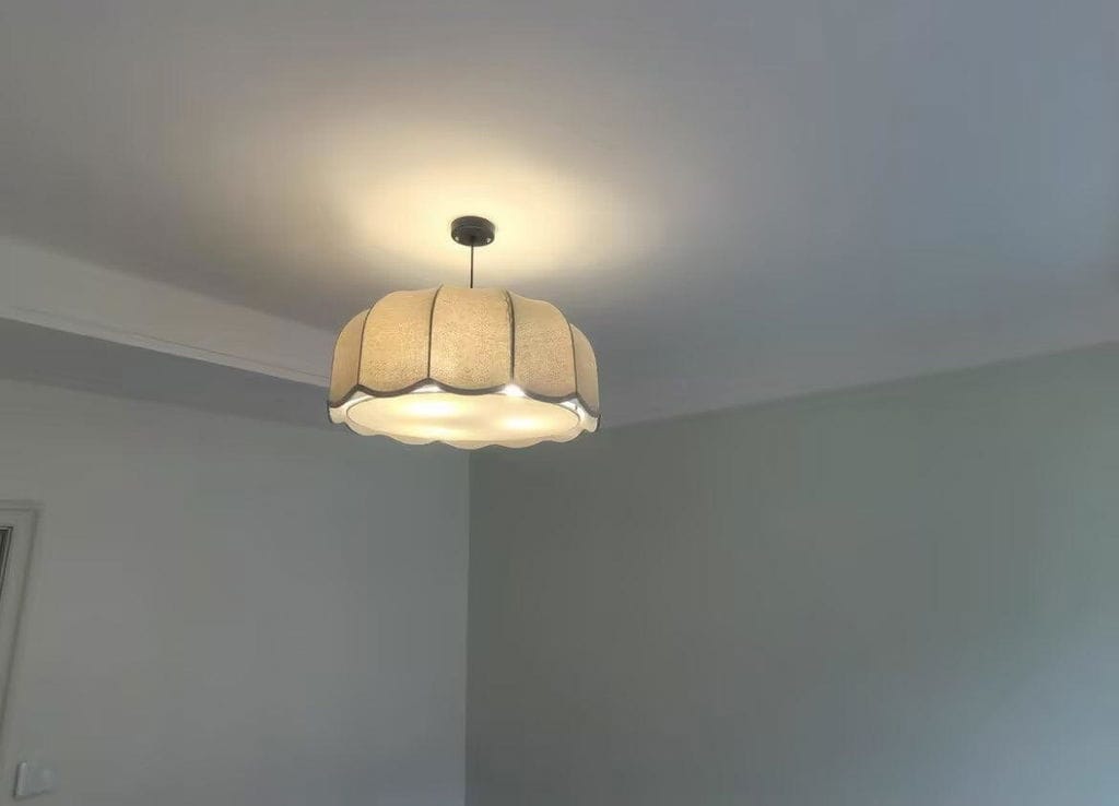 Customer photo review of Cream Fabric Pendant Light, Scalloped Petals, 3-Light, 45-60 cm