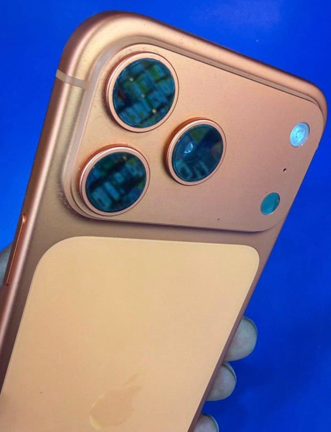 Customer photo review of iPhone 17 Pro Max
