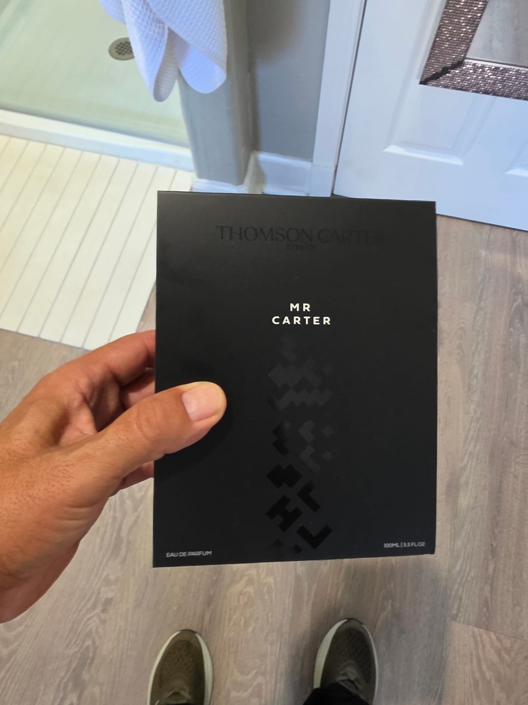 Customer photo review of Mr Carter | Eau de Parfum