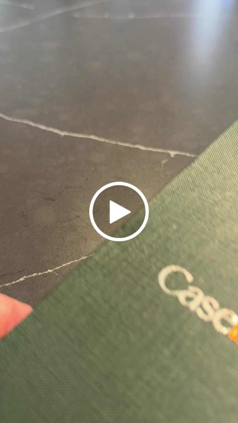 Customer video review of iPhone 18 Pro Max Leather Case - MagSafe - Racing Green